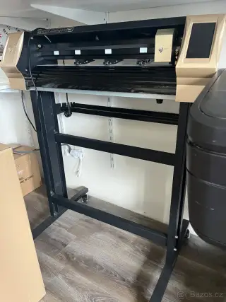 Řezací plotr Skycut cutting plotter