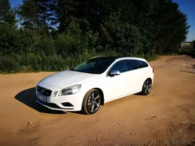 Volvo V60 – 2012, 293 000 km