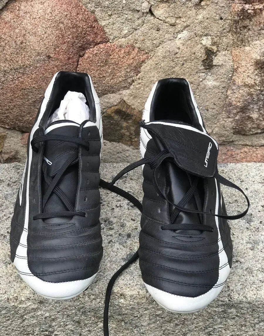 Kopačky Umbro 44. 6