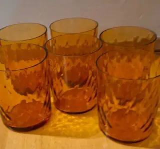 Skleničky;