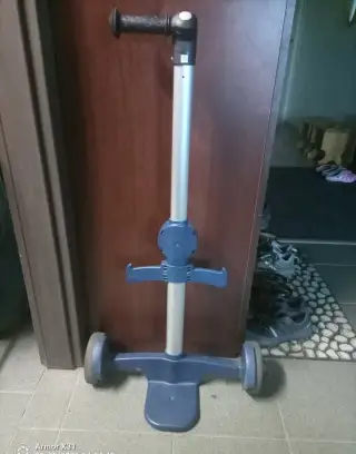 Vozík na školní tašku