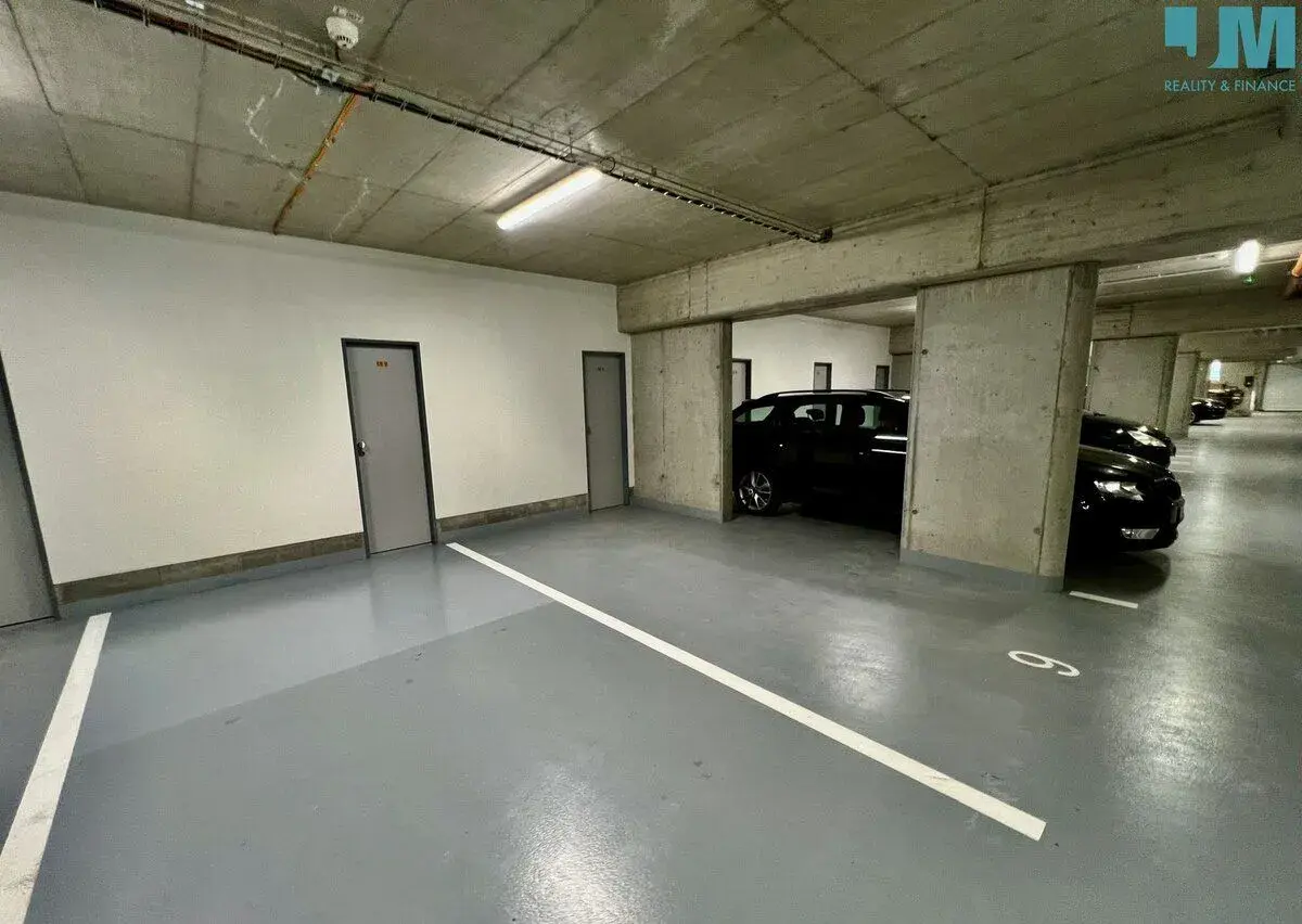 Pronájem garážové stání - Olomouc - Slavonín, ev.č. 01557
