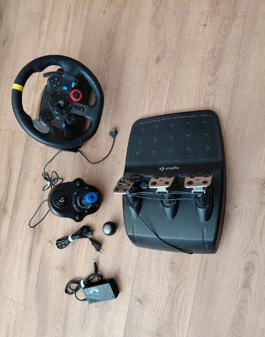 Volant Logitech G29