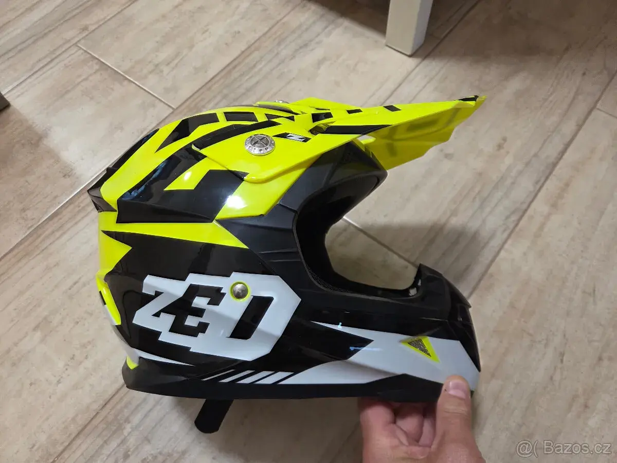 Nová přílba (helma) zn. ZED X1 9D