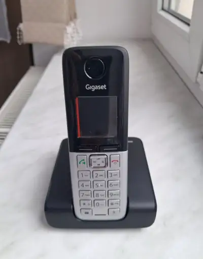 Bezdrátový telefon Gigaset C300