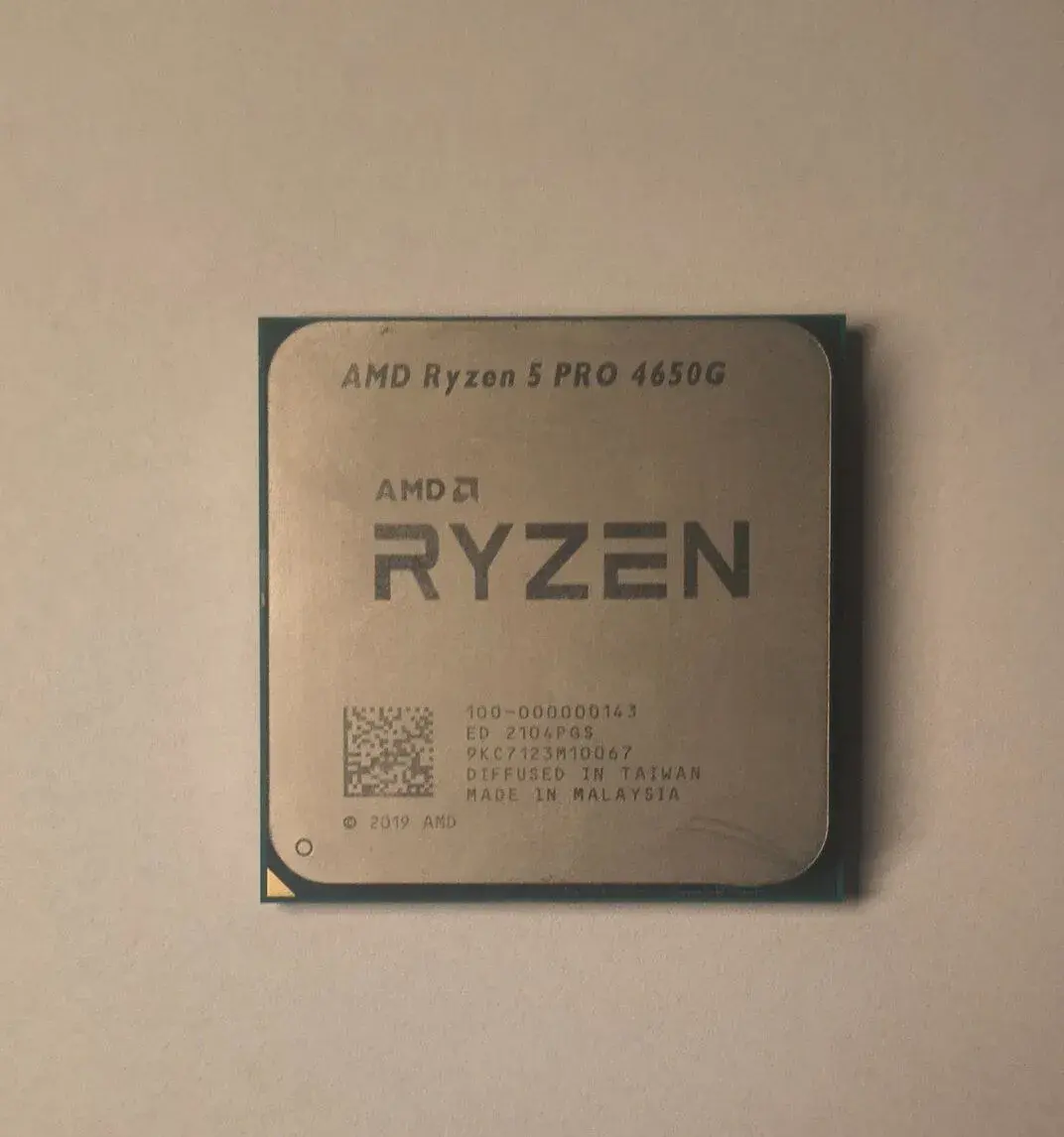 AMD Ryzen 5 PRO 4650G (AM4, integrovaná grafika Vega 7)
