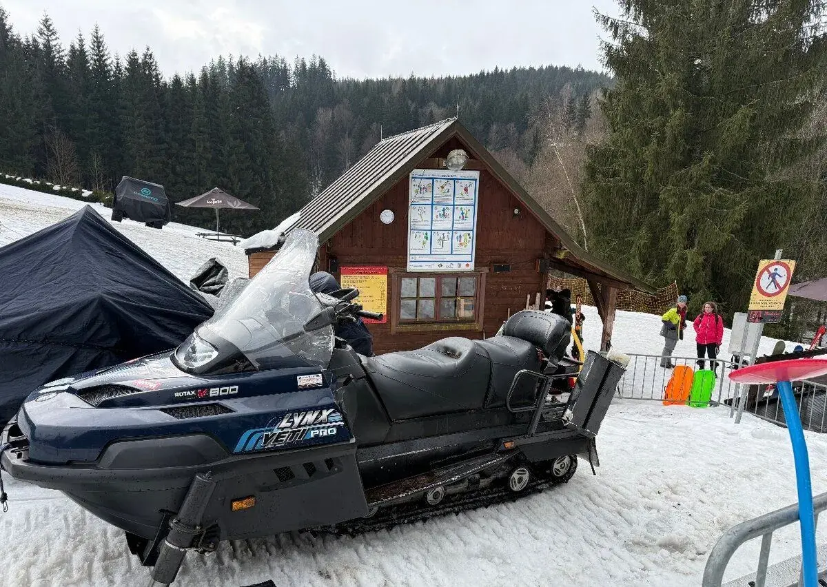 Sněžný skútr Lynx yeti V 800 Pro