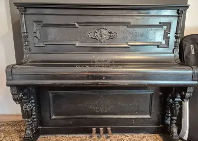 Pianino Arnold Fibiger - za odvoz