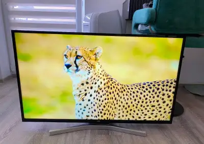 JVC LT-43VU63J - 109cm 4K YouTube, Netflix