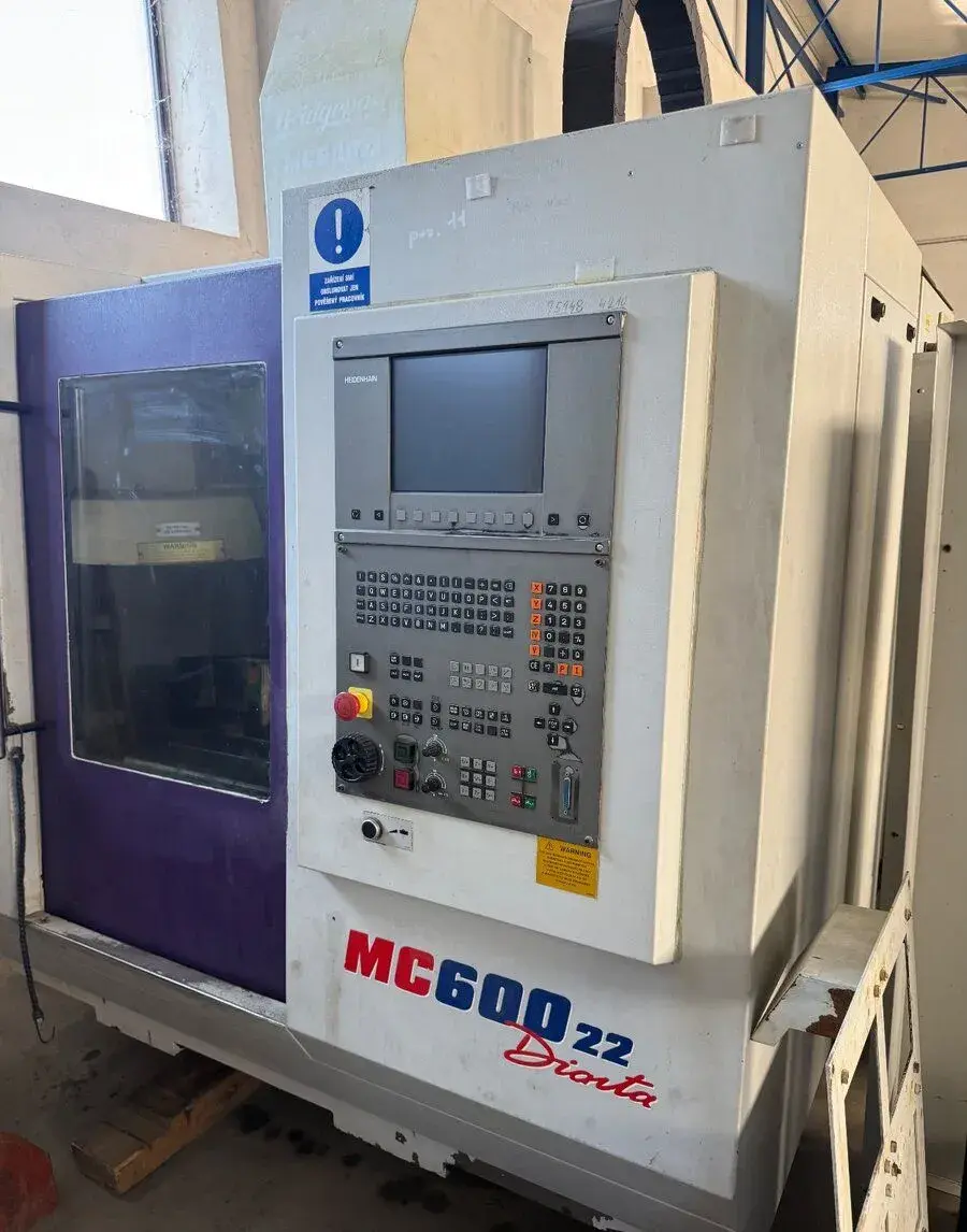 CNC centrum Bridgeport MC600