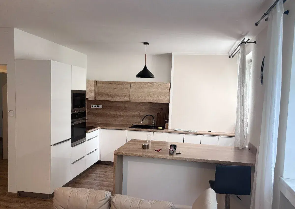 Pronájem bytu 3+kk • 75 m², Ostrava hrabová