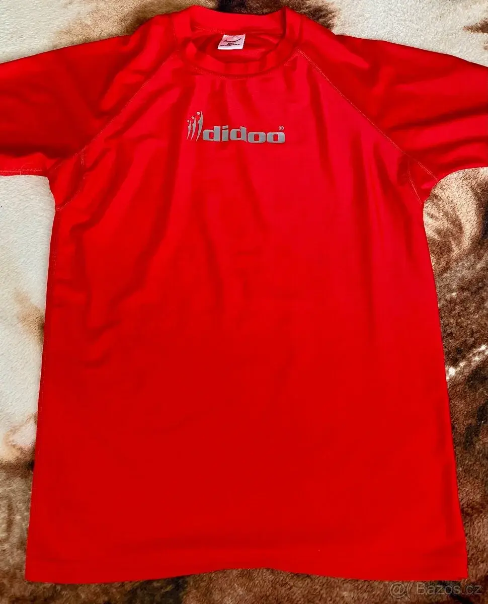 Sportovní triko