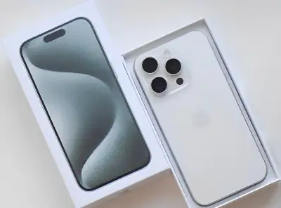 iPhone 15 Pro White Titanium BATERIE 100%