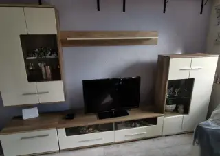 Obývací stěnu
