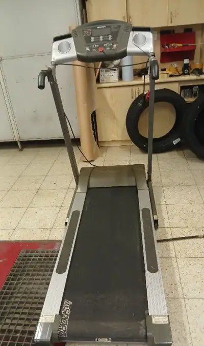 Elektrický běžecký pás