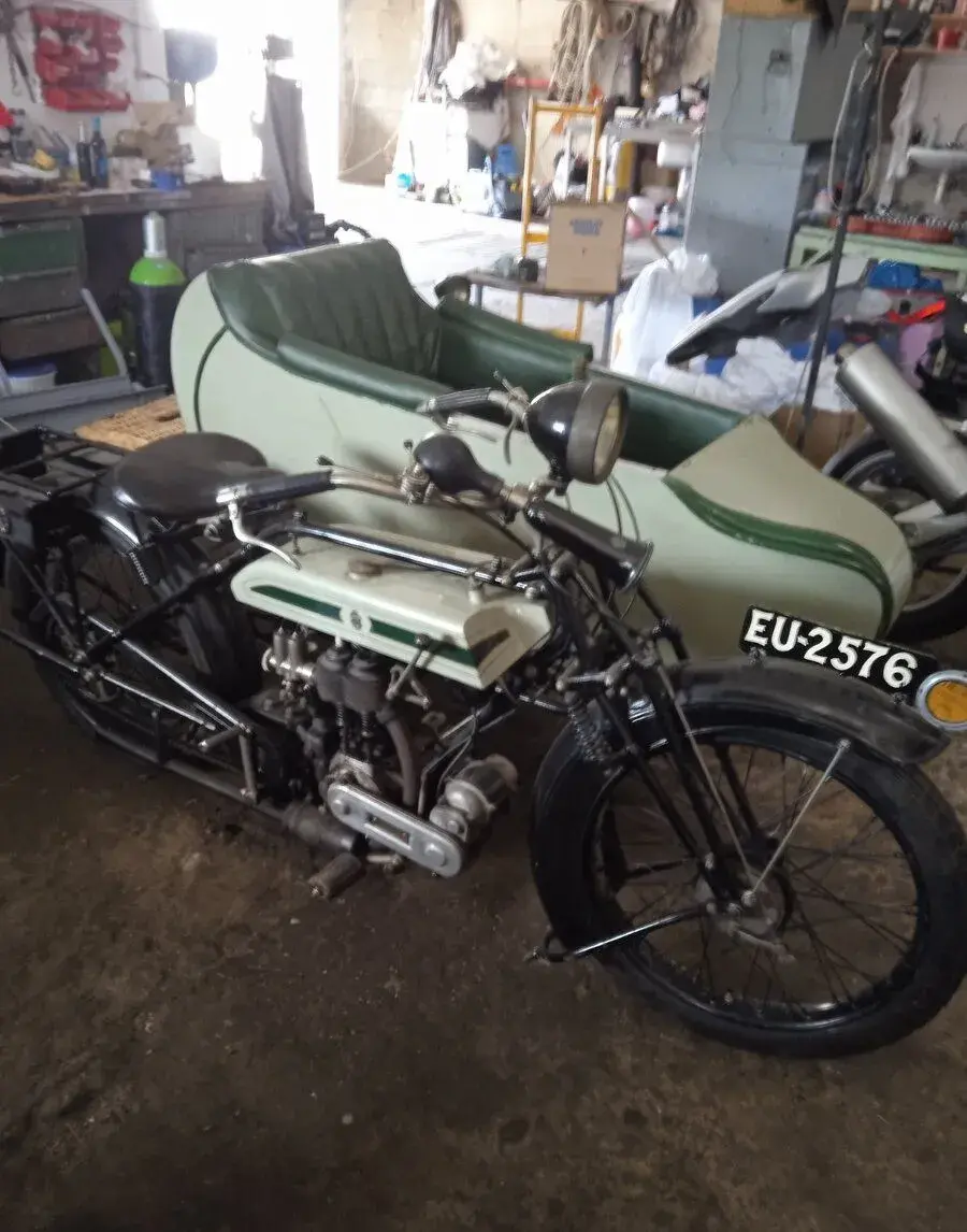 Triumph SDB 550