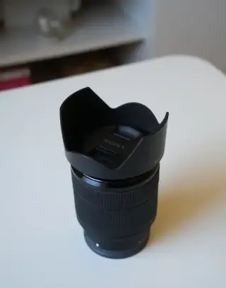 Sony FE 28-70mm f/3.5-5.6 OSS