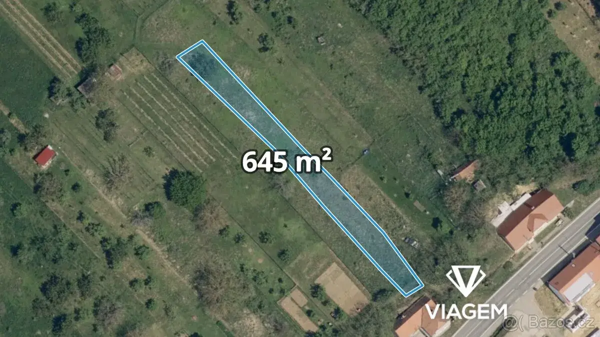 Nemovitost – pozemek 702 m²