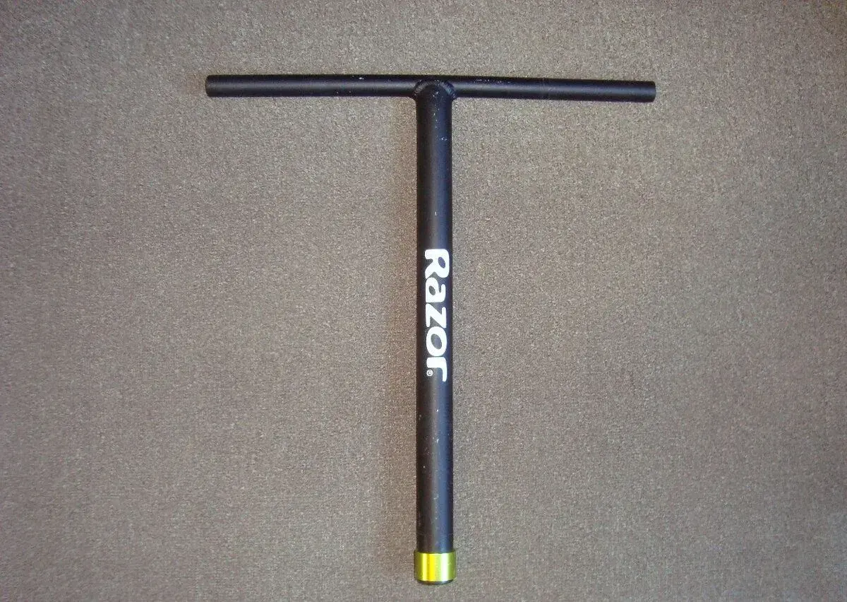 Řídítka ke koloběžce