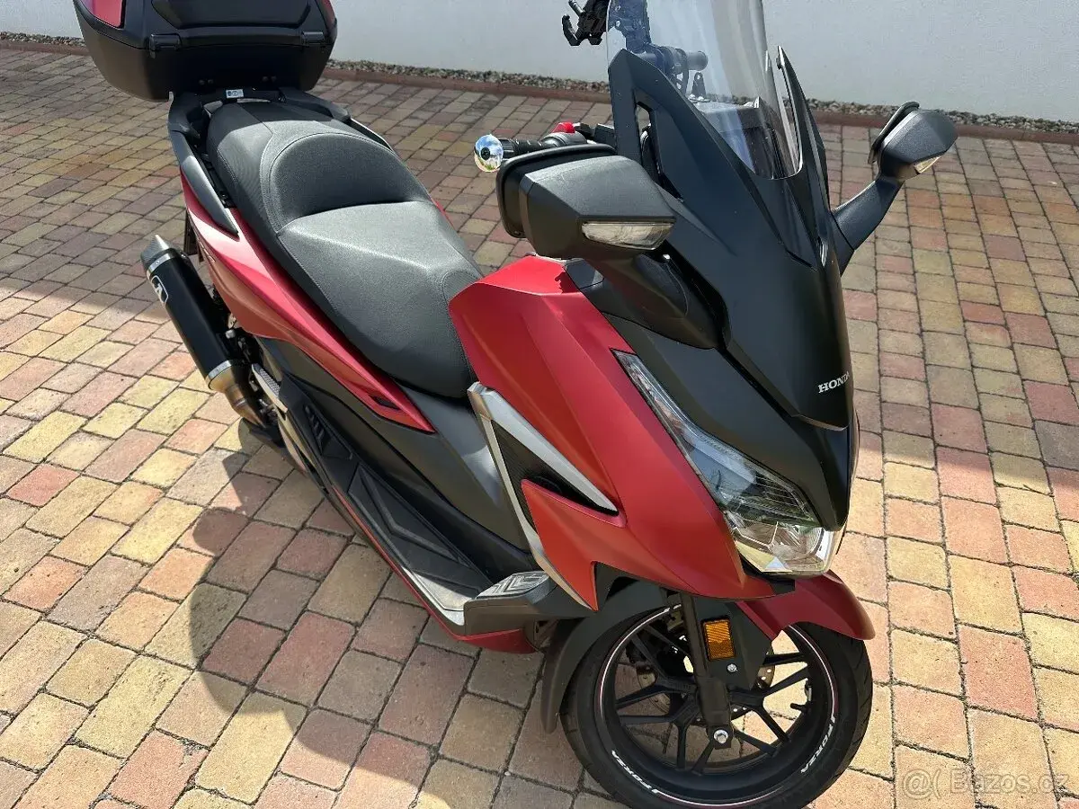 HONDA Forza 350