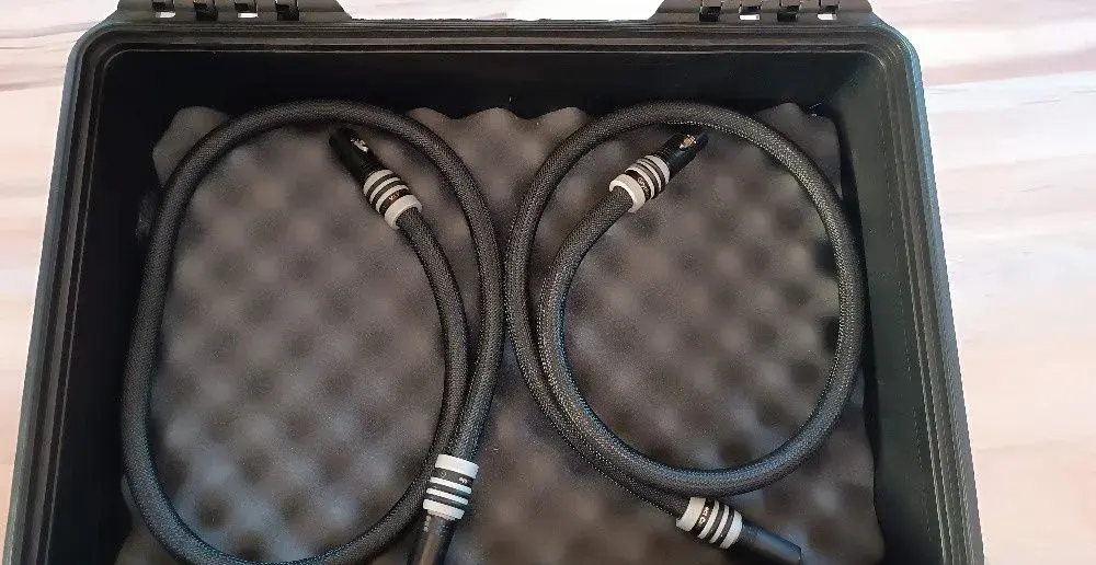 Gryphon VIP, 2x1.0 m, XLR, org. balení