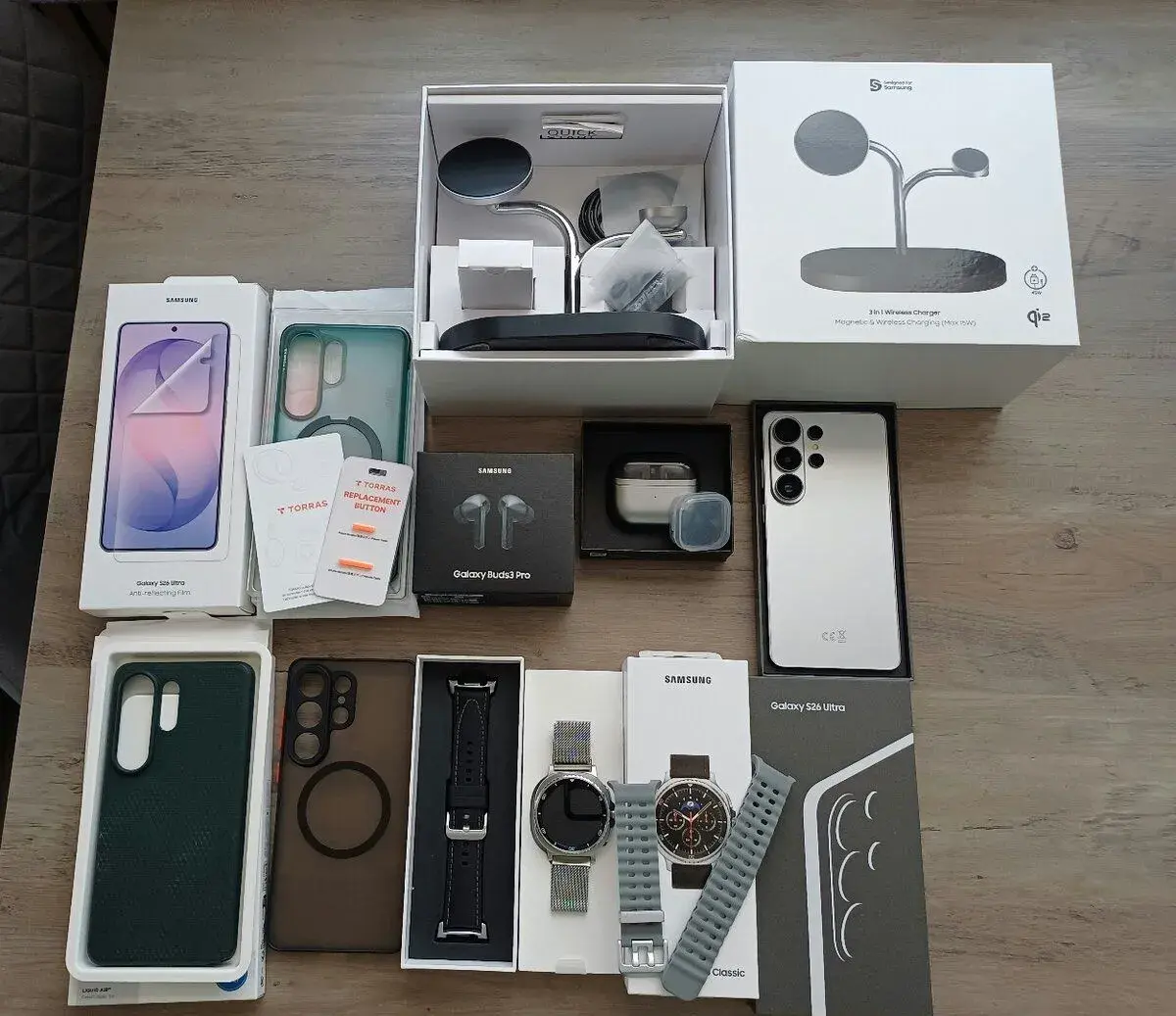 Samsung s26 ultra-watch8 classic-buds 3pro