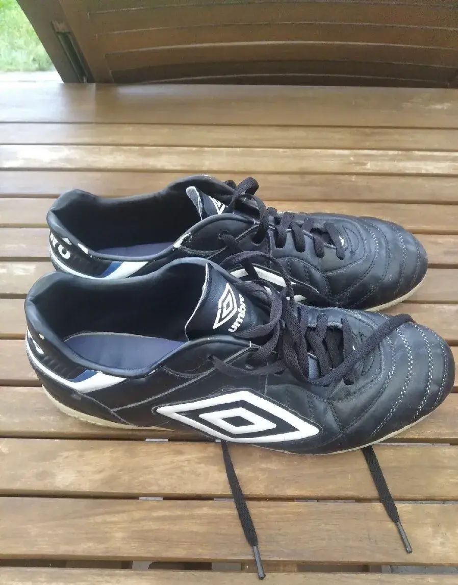 Sálové kopačky Umbro vel45