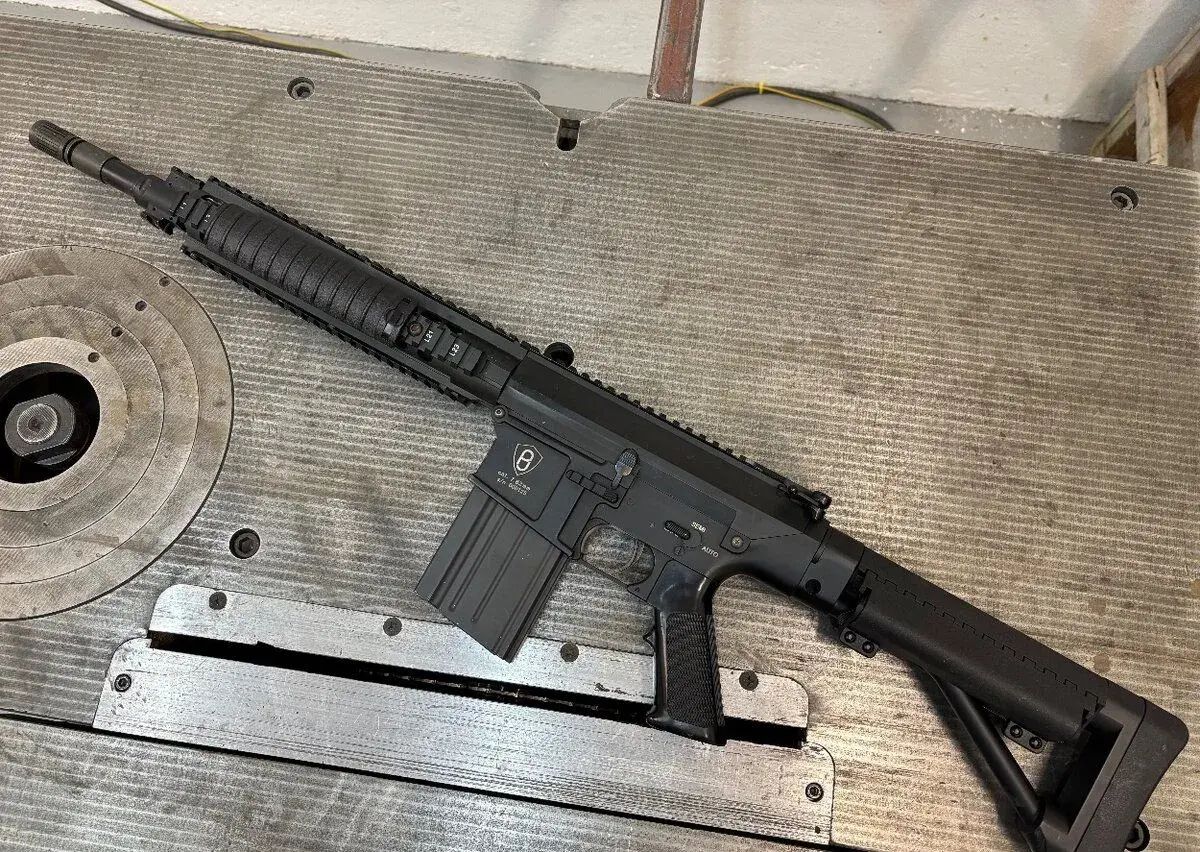 Airsoft SR25 od PJ - robustní celokov