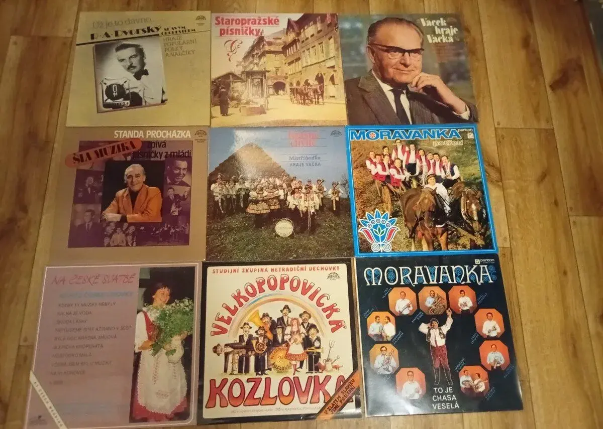 26 LP - dechovka a moravské lidovky