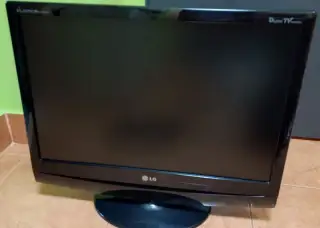LG 2294D: monitor s tunerem