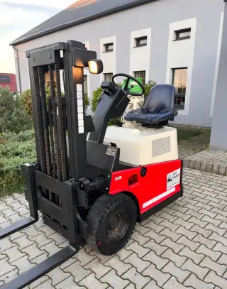 Vysokozdvižný vozík DESTA MV 12 LPG-BENZÍN
