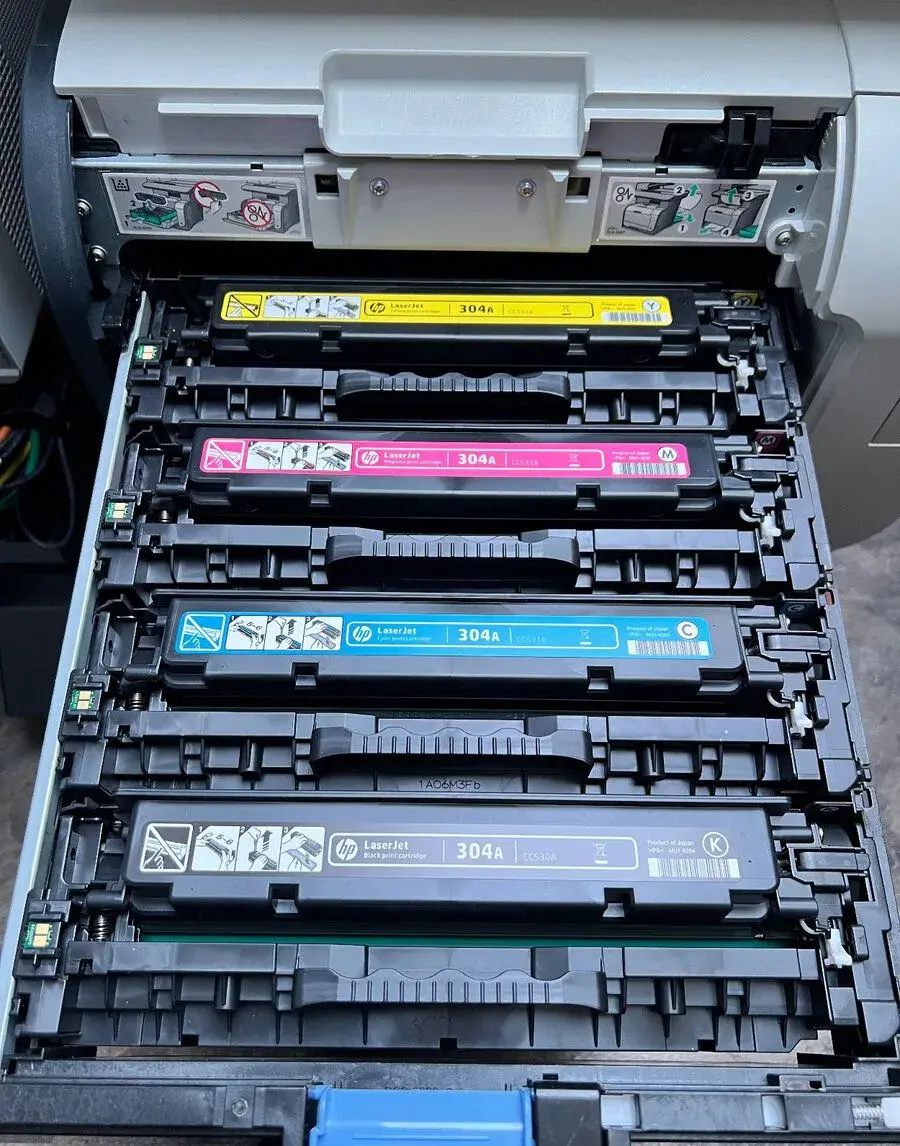 Ciastocne pouzite original HP tonery (CM2320fxi)