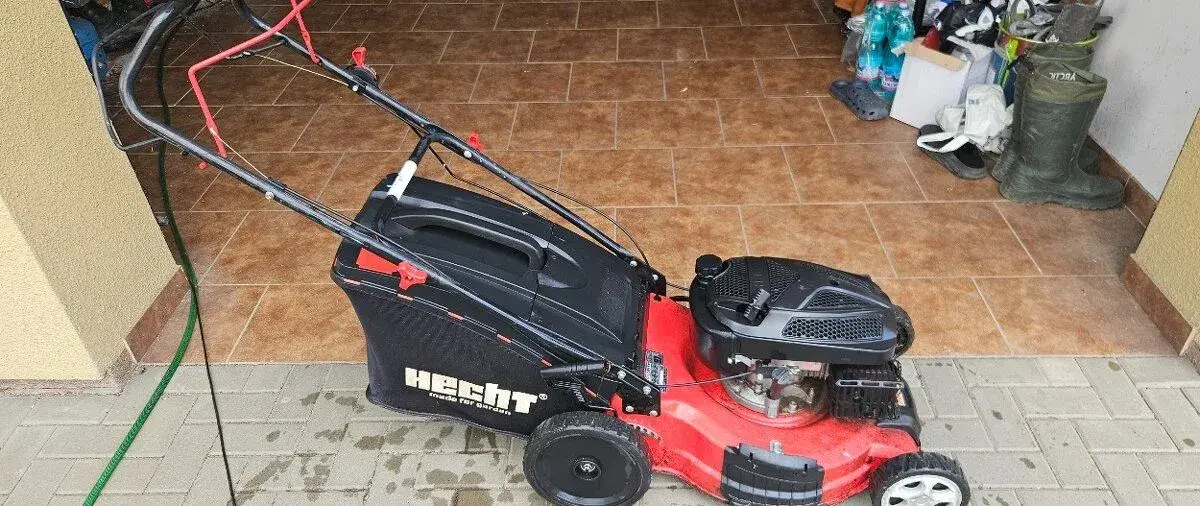 Zahradní sekačka hecht 551 SX