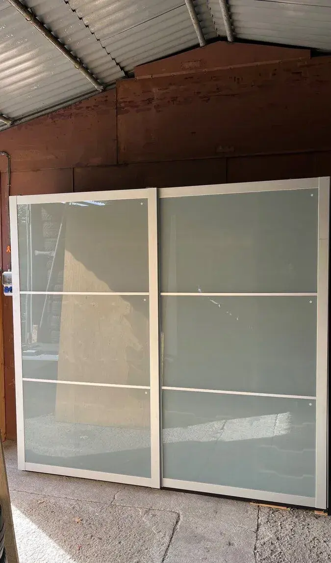 Ikea Pax šatní skřín š250 v236, světlé alu dveře