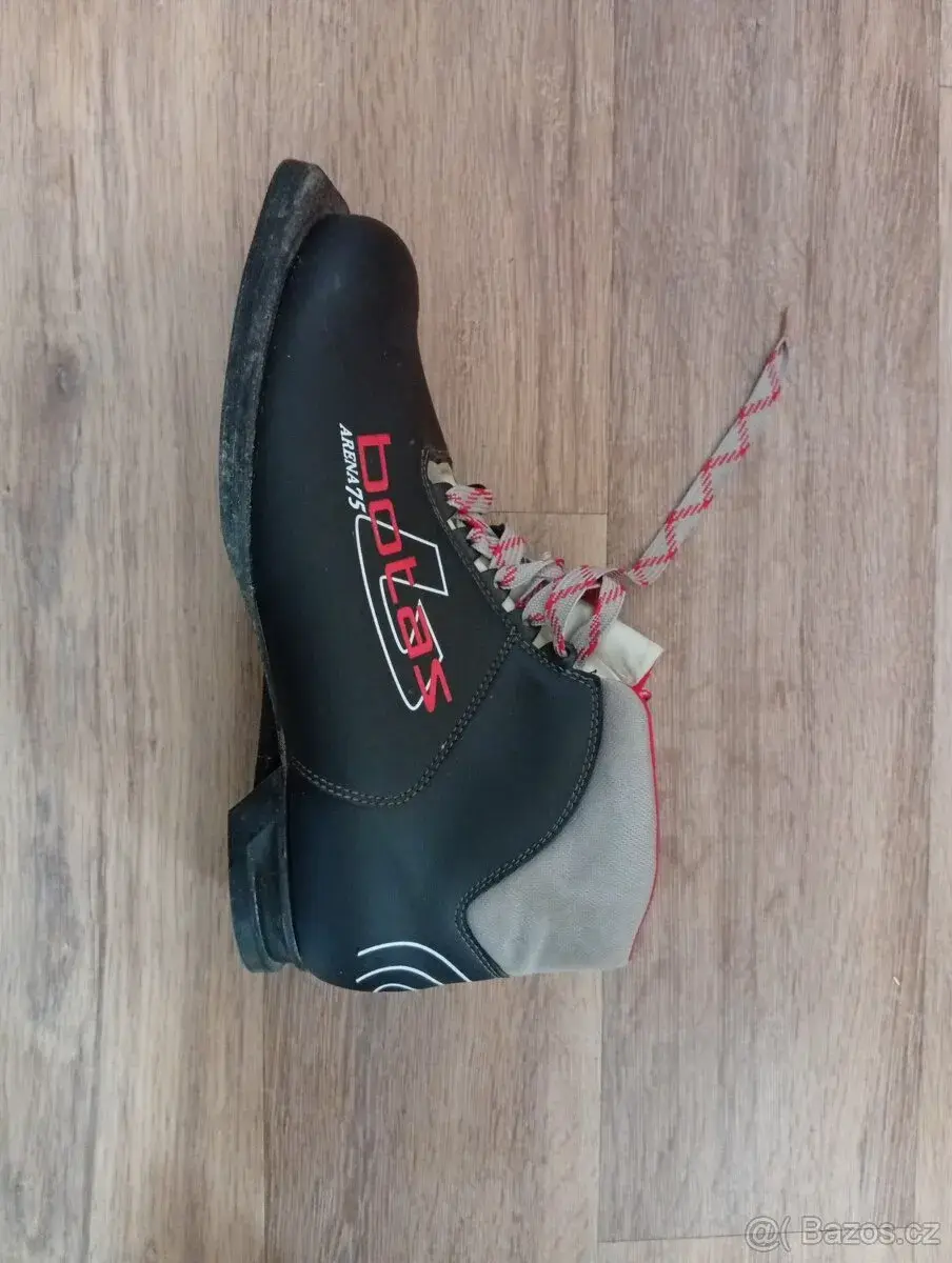 Botas Arena 75 turistické boty na běžky