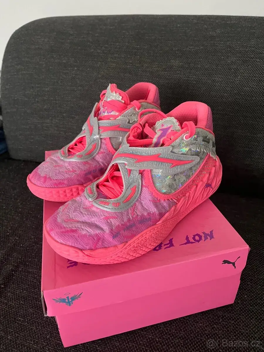 Dívčí boty na basket PUMA vel. 39
