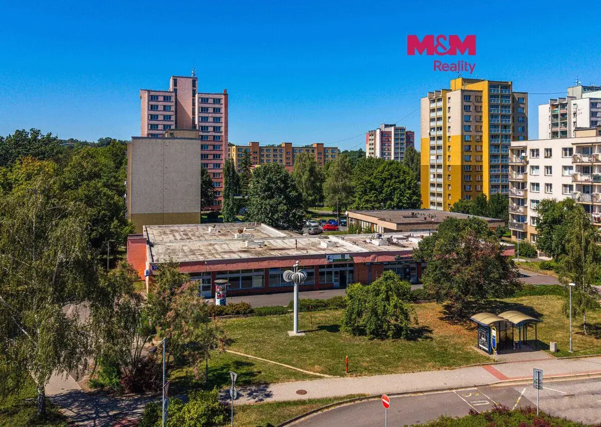 Prodej obchodního centra, cca 900 m², Český Těšín