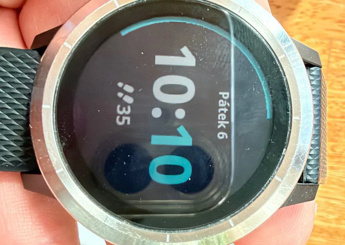 Garmin Vívoactive 3 (černé) – Top stav