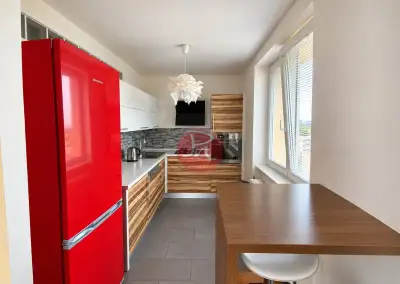 Krásný byt 2+1 s balkónem, 56 m² – pohodlné bydlení s výhled