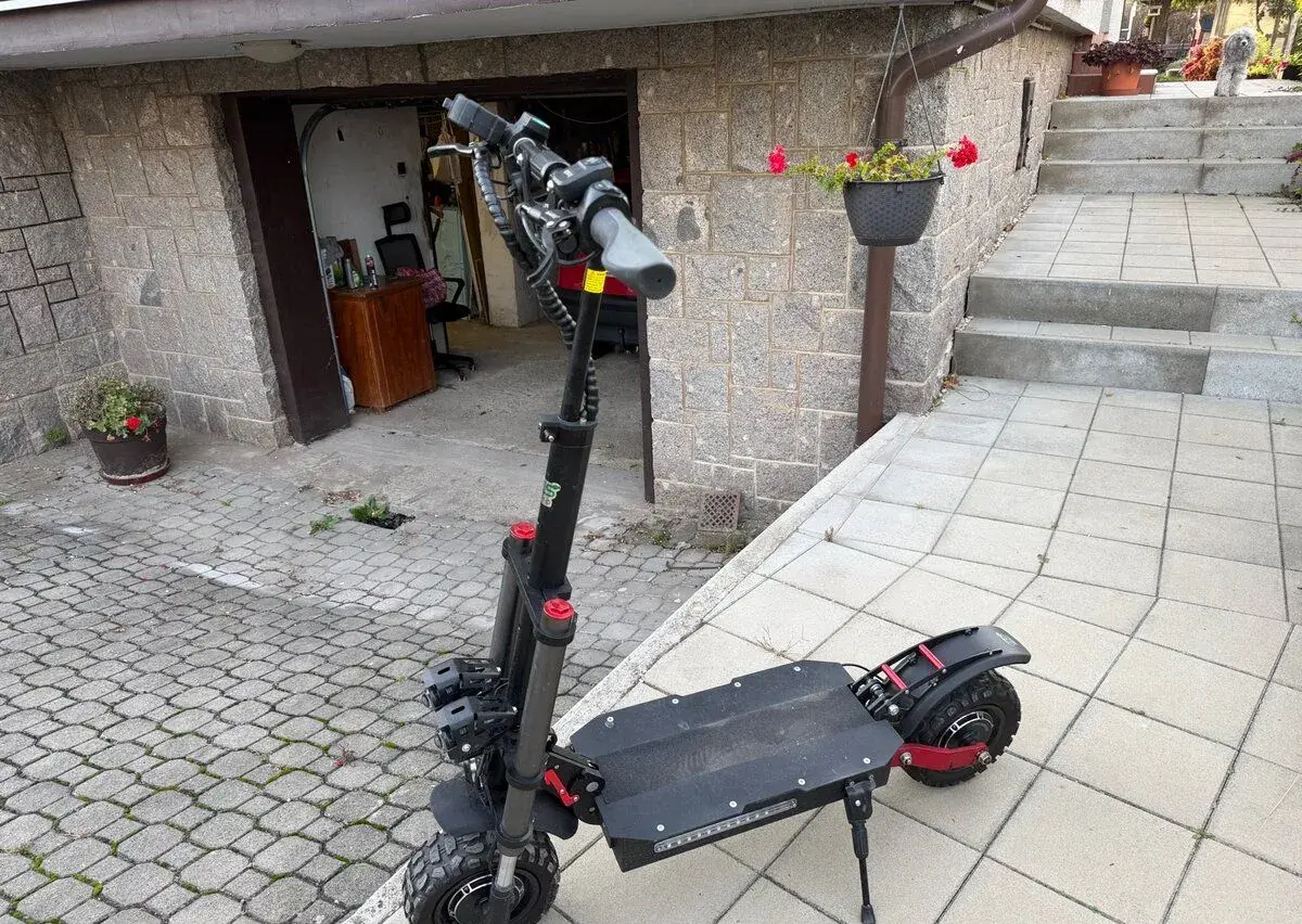 Elektricka kolobezka ELS Q12