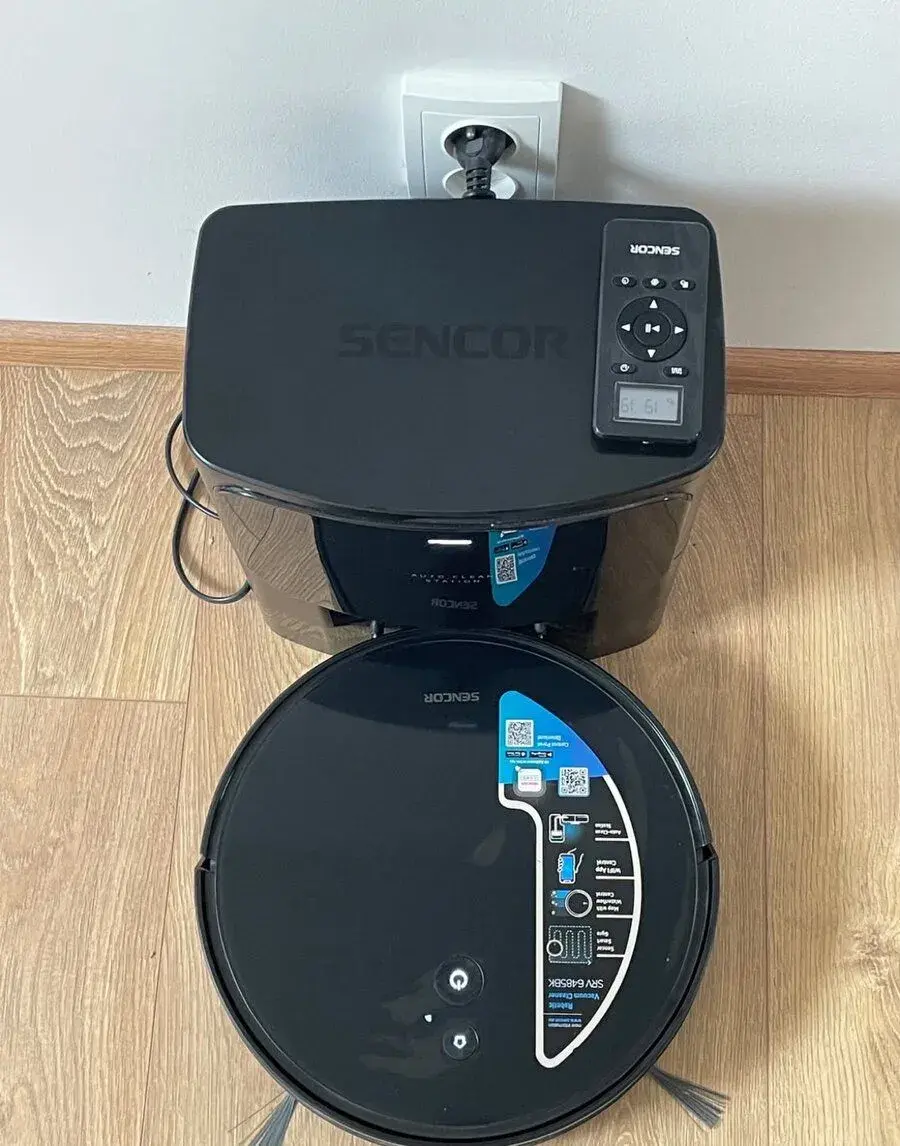Robotický vysavač Sencor + dálkové ovládání
