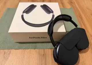 Apple AirPods Max 2 - temně inkoustové