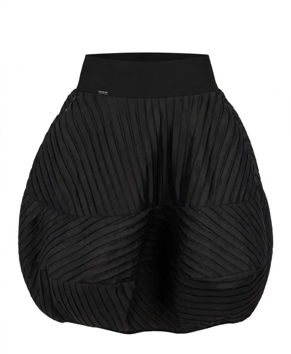 Černá balónová sukně