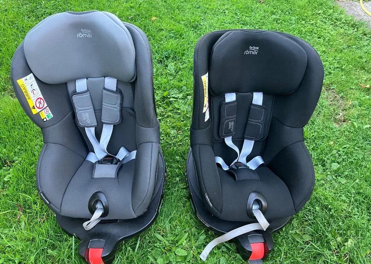 Britax römer dualfix i-size