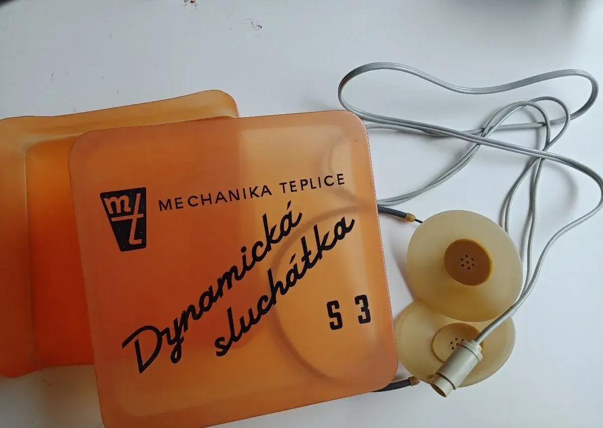 Dynamická sluchátka S3, Mechanika Teplice