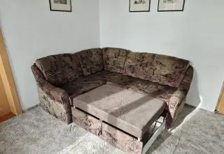 Rozkládací rohová sedací souprava