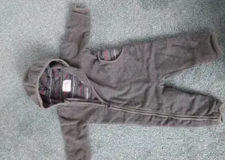 Fleece kombinéza vel. 68