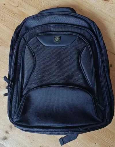 Batoh na notebook nebo do města