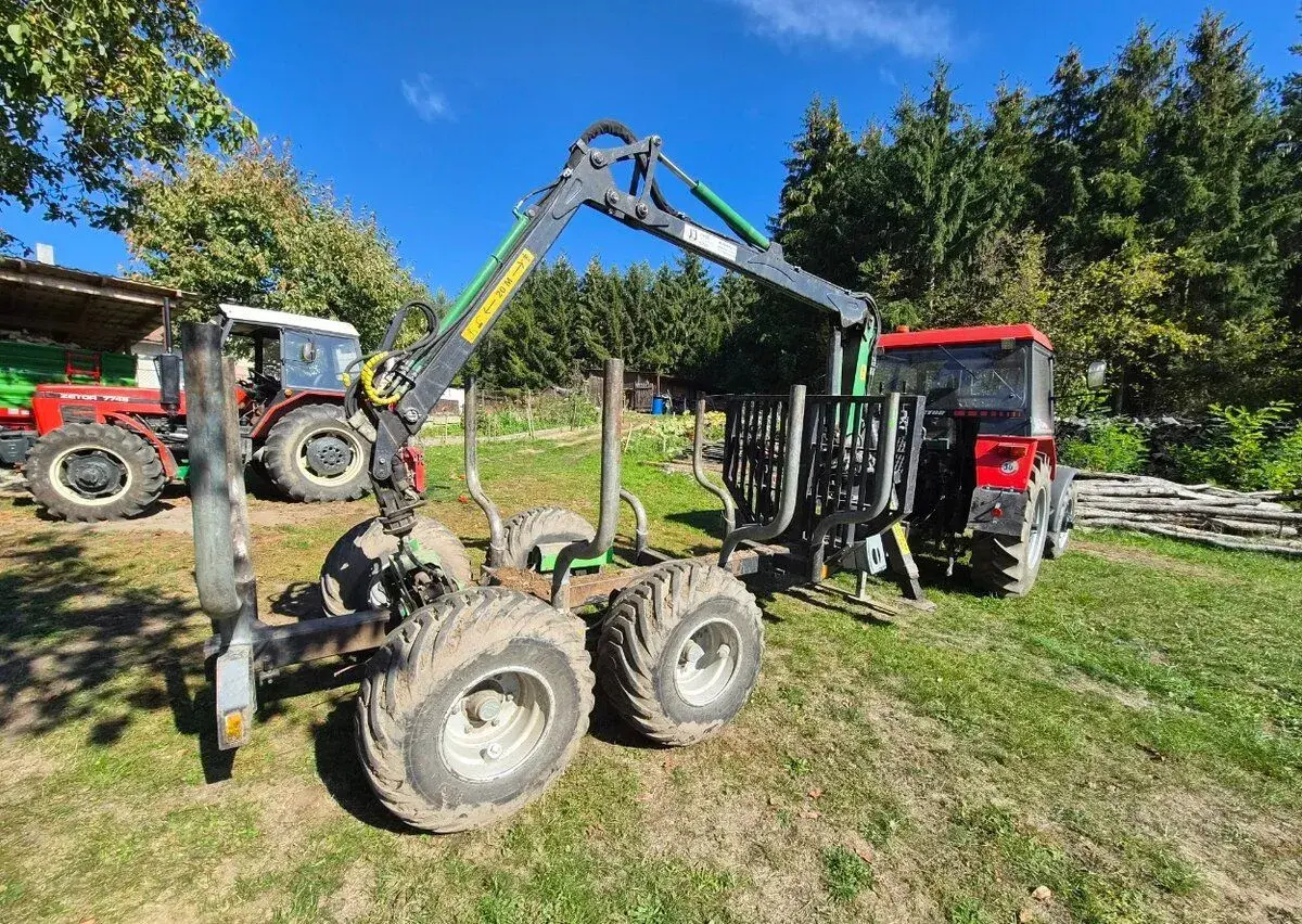 Použitý vyvážeč STS 4T s ramenem 515