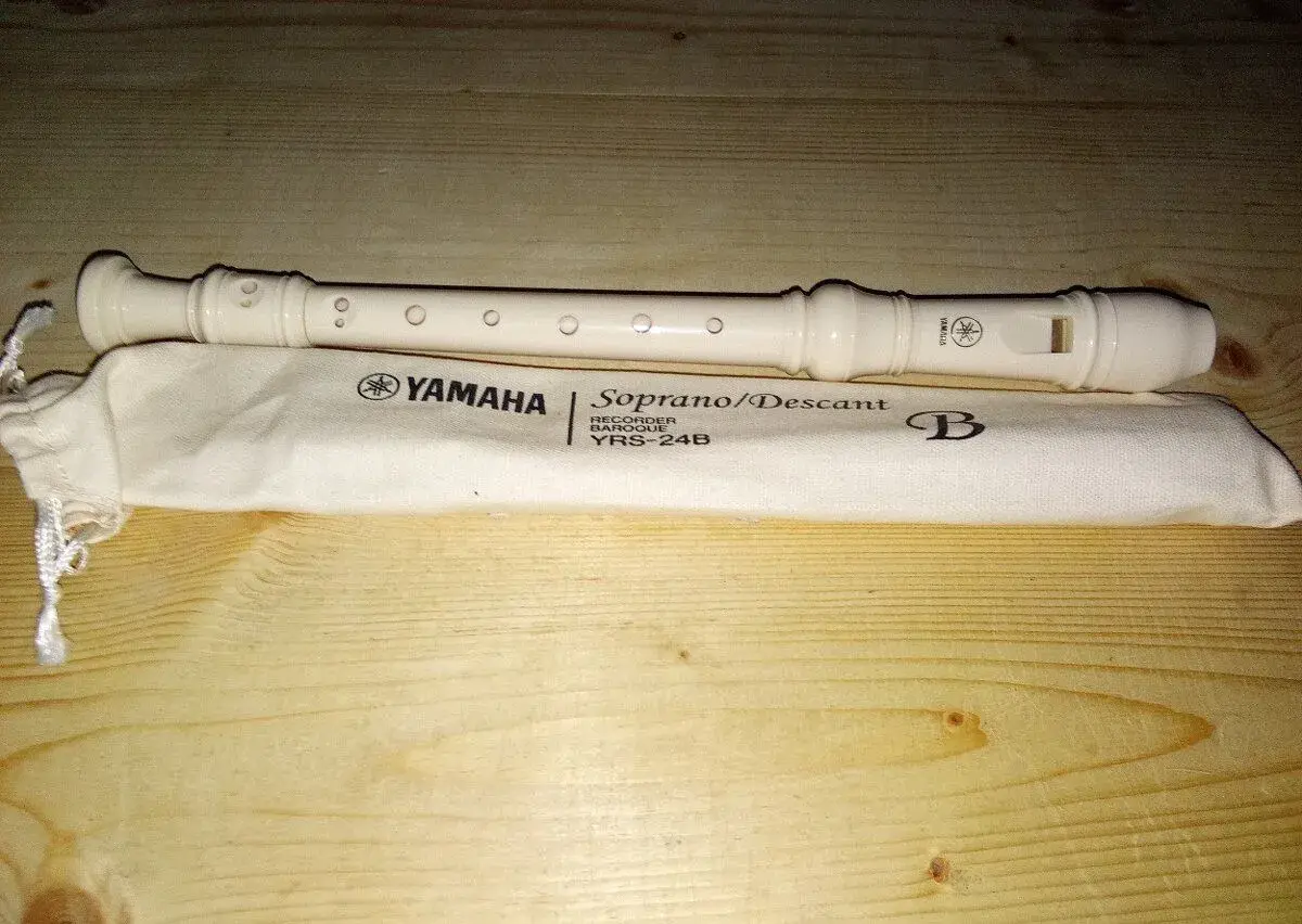 Sopránová flétna YAMAHA YRS-24B